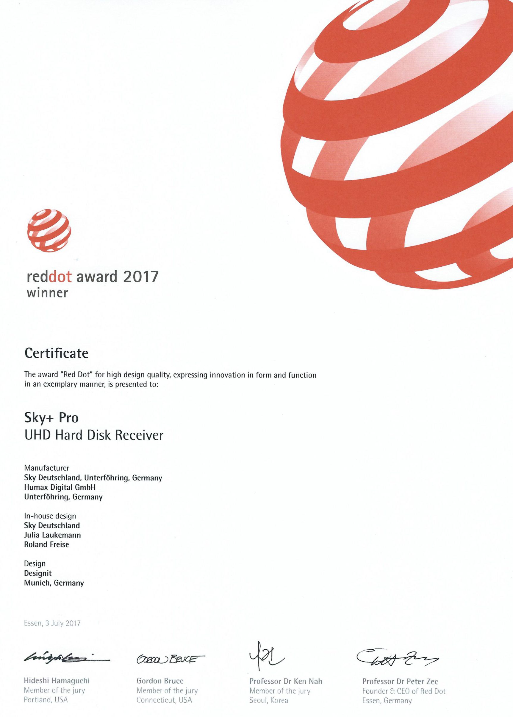 Offizielles Zertifikat des Red Dot Design Award 2017 für den Sky+ Pro UHD Receiver von Sky Deutschland.