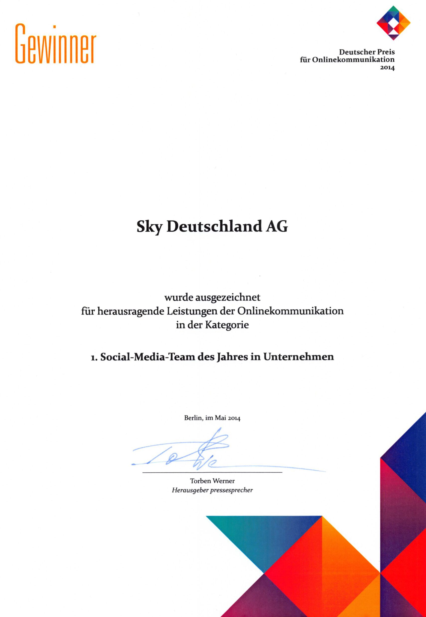 Urkunde des Deutschen Preises für Onlinekommunikation 2014 als Gewinner in der Kategorie Social-Media-Team des Jahres.