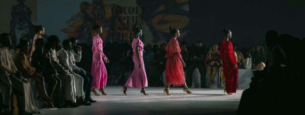 Fashion Show im Rahmen der Berliner Fashion Week als Projekt von Sky Deutschland zur strategischen Markeninszenierung im Lifestyle- und Entertainment-Umfeld. Models präsentieren Designerkollektionen auf dem Laufsteg vor Publikum und Medienvertretern. Die Veranstaltung unterstützte die Positionierung der Marke Sky bei neuen Premium-, Fashion- und Lifestyle-Zielgruppen.
