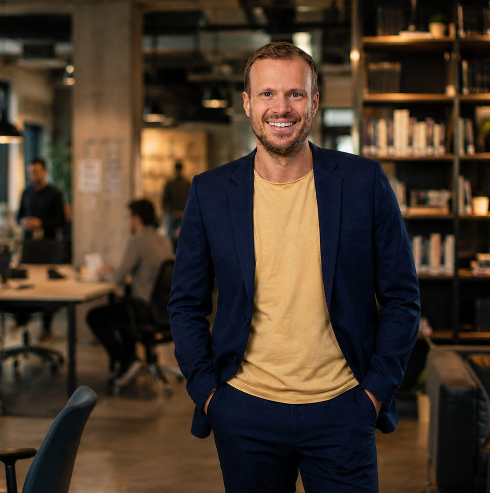 Damian Holmer – CMO & Transformationsleader sowie Executive für Marketing, Leadership und Unternehmensentwicklung
